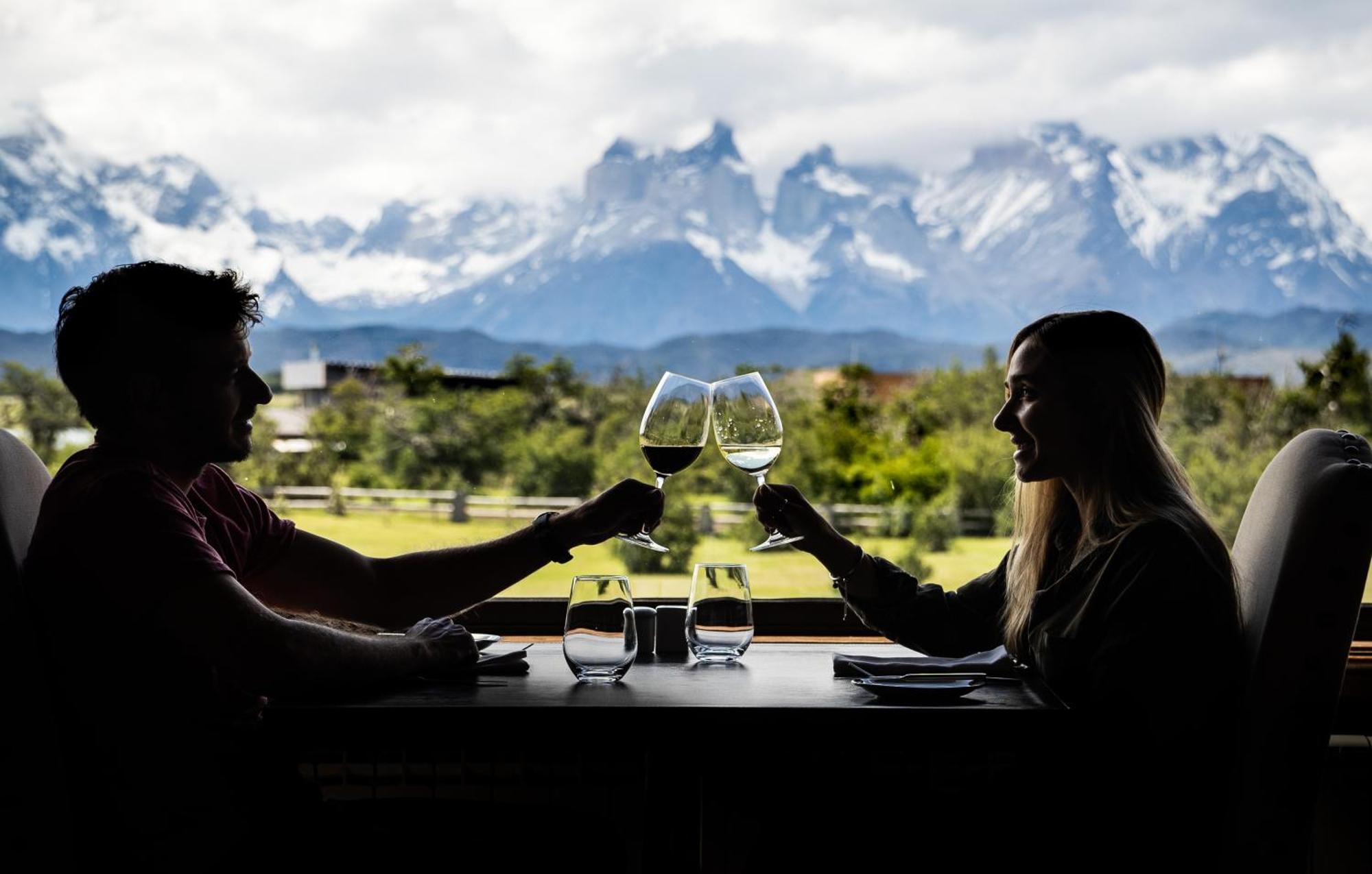 Rio Serrano Hotel + Spa Torres del Paine National Park Buitenkant foto